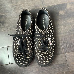 Leopard printed superga